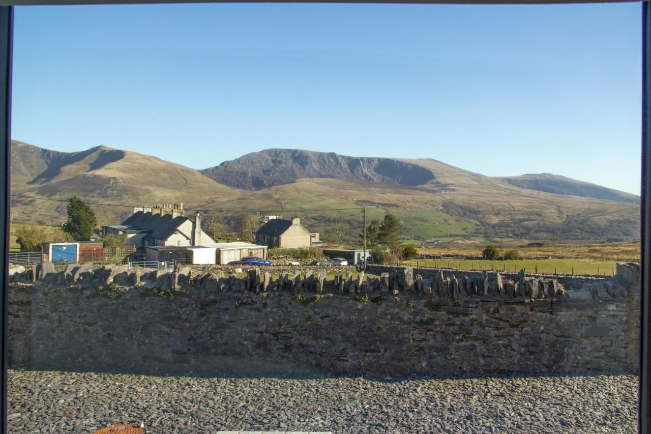 Canolfan Y Fron Hostel Caernarfon Luaran gambar